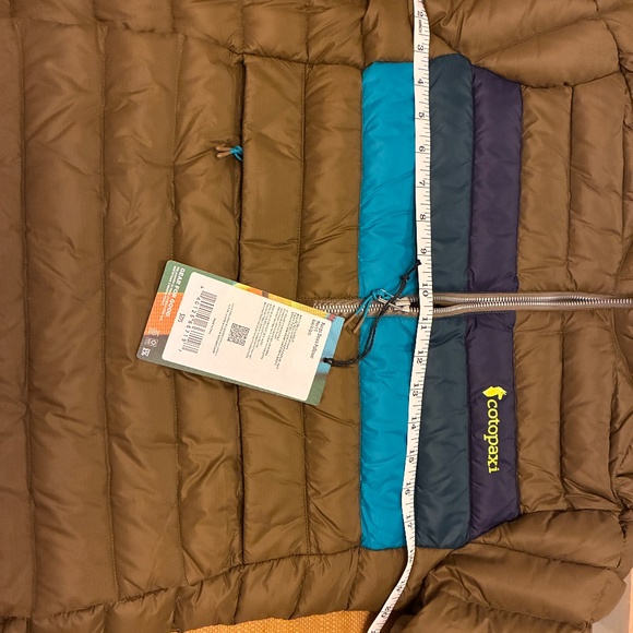 COTOPAXI Puffer Jacket - Picture 5 of 12